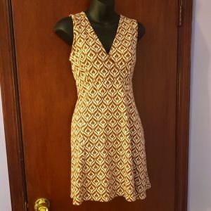 Brown Geometric Dress Size L